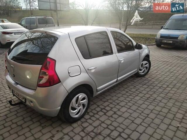 Серый Дачия Сандеро, объемом двигателя 1.4 л и пробегом 160 тыс. км за 5500 $, фото 14 на Automoto.ua