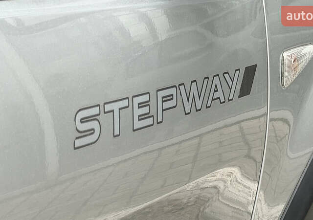 Серый Дачия Сандеро, объемом двигателя 1.46 л и пробегом 141 тыс. км за 5800 $, фото 17 на Automoto.ua