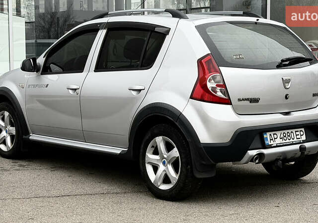 Серый Дачия Сандеро, объемом двигателя 1.46 л и пробегом 141 тыс. км за 5800 $, фото 13 на Automoto.ua