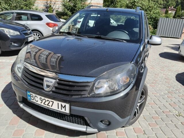 Сірий Дачія Sandero, об'ємом двигуна 1.6 л та пробігом 210 тис. км за 5788 $, фото 4 на Automoto.ua