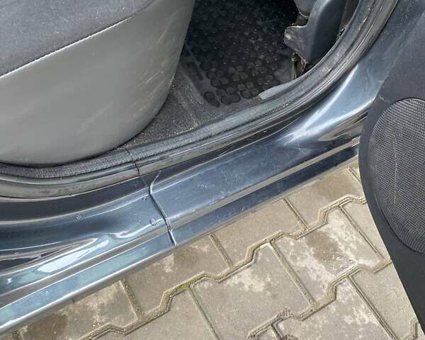 Сірий Дачія Sandero, об'ємом двигуна 1.4 л та пробігом 193 тис. км за 4200 $, фото 23 на Automoto.ua