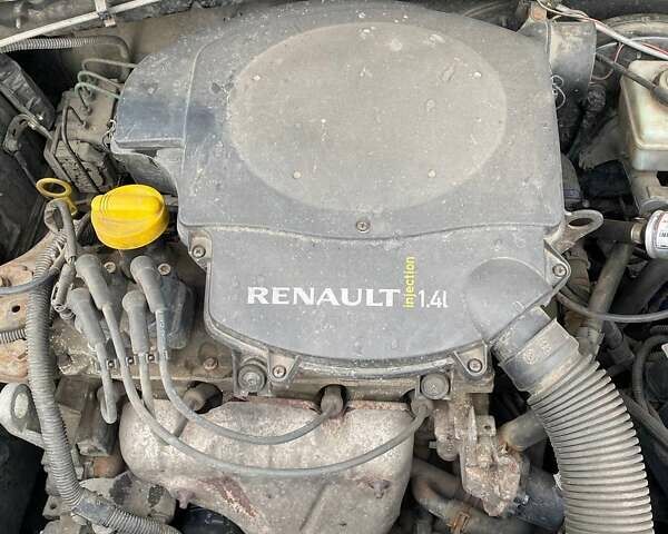 Сірий Дачія Sandero, об'ємом двигуна 1.4 л та пробігом 193 тис. км за 4200 $, фото 27 на Automoto.ua