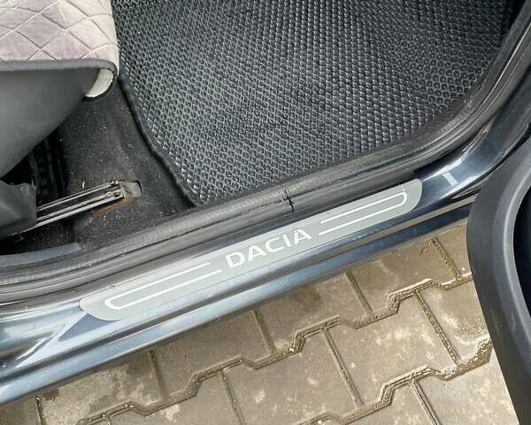 Сірий Дачія Sandero, об'ємом двигуна 1.4 л та пробігом 193 тис. км за 4200 $, фото 26 на Automoto.ua
