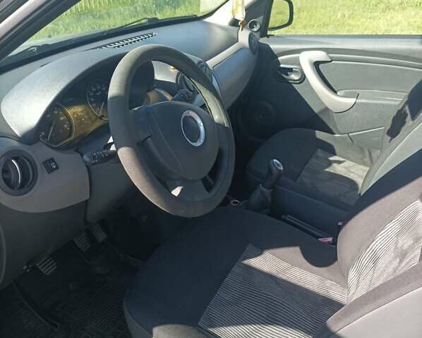 Серый Дачия Сандеро, объемом двигателя 1.2 л и пробегом 182 тыс. км за 3800 $, фото 8 на Automoto.ua