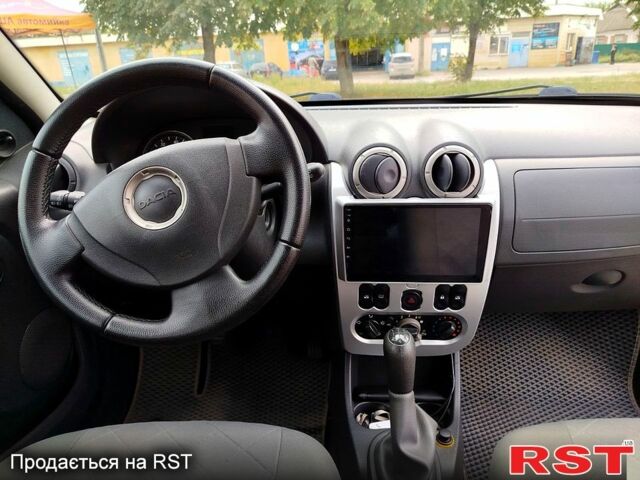 Серый Дачия Сандеро, объемом двигателя 1.6 л и пробегом 160 тыс. км за 6400 $, фото 4 на Automoto.ua