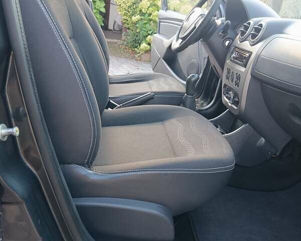 Сірий Дачія Sandero, об'ємом двигуна 1.6 л та пробігом 110 тис. км за 6990 $, фото 58 на Automoto.ua
