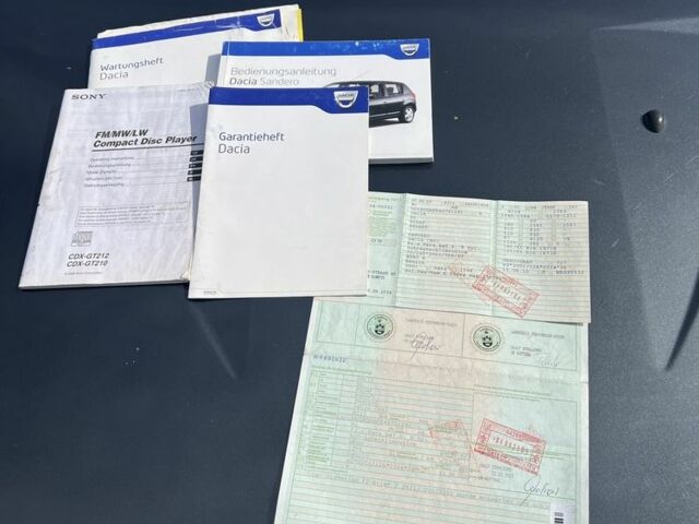 Сірий Дачія Sandero, об'ємом двигуна 1.6 л та пробігом 131 тис. км за 6400 $, фото 13 на Automoto.ua