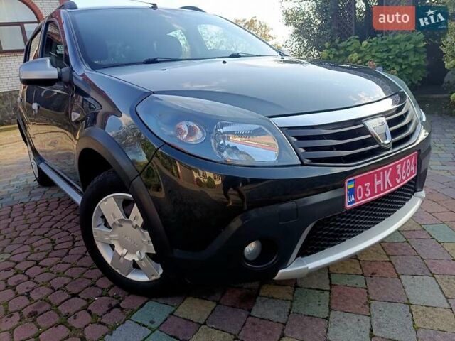 Сірий Дачія Sandero, об'ємом двигуна 1.6 л та пробігом 110 тис. км за 6990 $, фото 1 на Automoto.ua