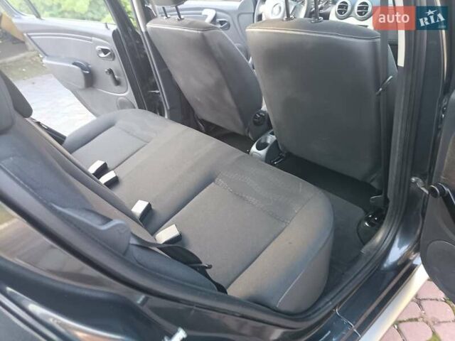 Сірий Дачія Sandero, об'ємом двигуна 1.6 л та пробігом 110 тис. км за 6990 $, фото 37 на Automoto.ua