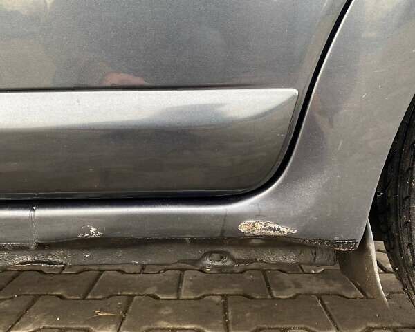 Сірий Дачія Sandero, об'ємом двигуна 1.4 л та пробігом 193 тис. км за 4200 $, фото 34 на Automoto.ua