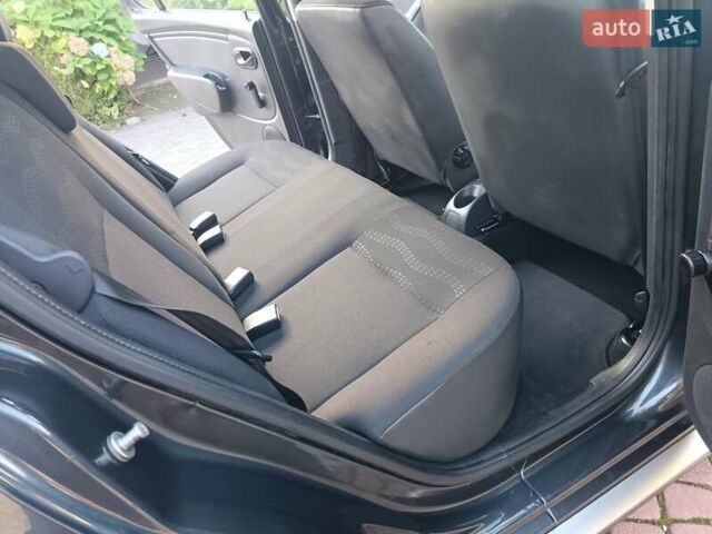 Сірий Дачія Sandero, об'ємом двигуна 1.6 л та пробігом 110 тис. км за 6990 $, фото 49 на Automoto.ua