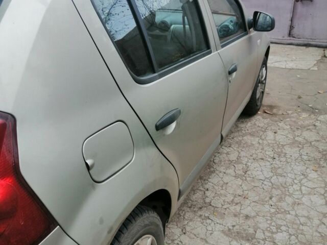 Серый Дачия Сандеро, объемом двигателя 1.5 л и пробегом 248 тыс. км за 4500 $, фото 3 на Automoto.ua