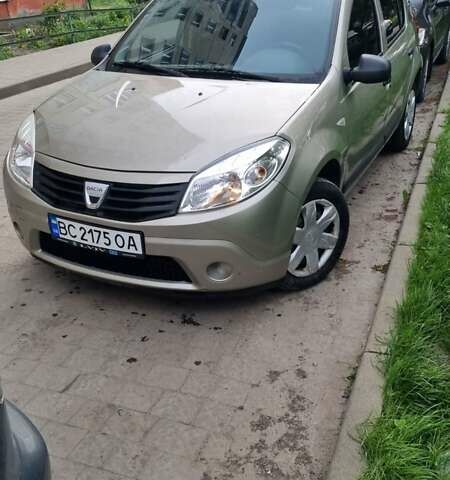 Сірий Дачія Sandero, об'ємом двигуна 1.39 л та пробігом 239 тис. км за 4800 $, фото 2 на Automoto.ua