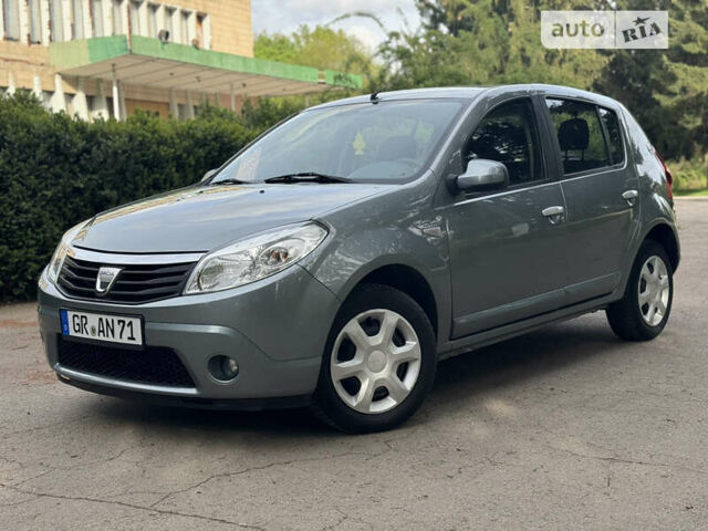 Сірий Дачія Sandero, об'ємом двигуна 1.6 л та пробігом 112 тис. км за 5650 $, фото 8 на Automoto.ua