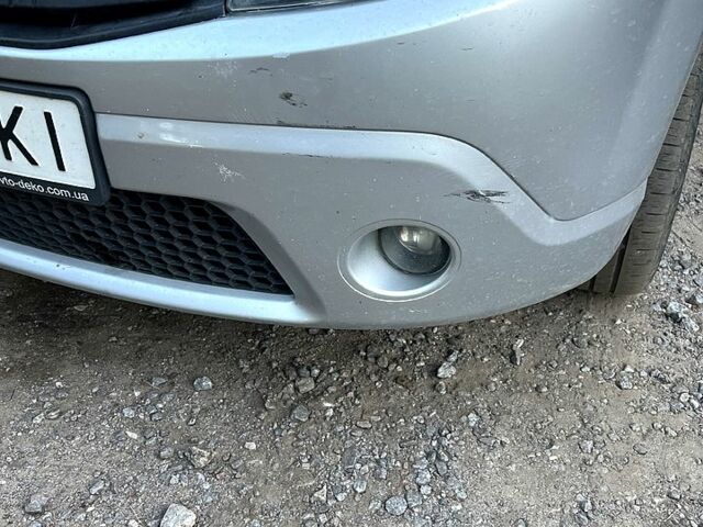 Серый Дачия Сандеро, объемом двигателя 1.1 л и пробегом 171 тыс. км за 3700 $, фото 5 на Automoto.ua