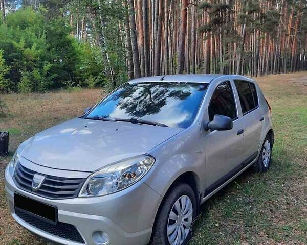 Серый Дачия Сандеро, объемом двигателя 1.2 л и пробегом 98 тыс. км за 5600 $, фото 8 на Automoto.ua