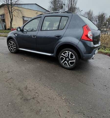 Сірий Дачія Sandero, об'ємом двигуна 1.6 л та пробігом 300 тис. км за 5500 $, фото 6 на Automoto.ua