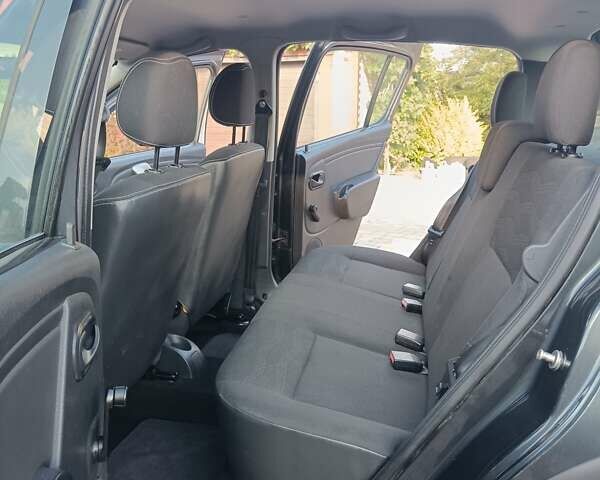 Сірий Дачія Sandero, об'ємом двигуна 1.6 л та пробігом 110 тис. км за 6990 $, фото 50 на Automoto.ua