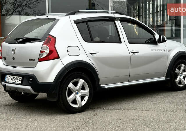 Серый Дачия Сандеро, объемом двигателя 1.46 л и пробегом 141 тыс. км за 5800 $, фото 11 на Automoto.ua