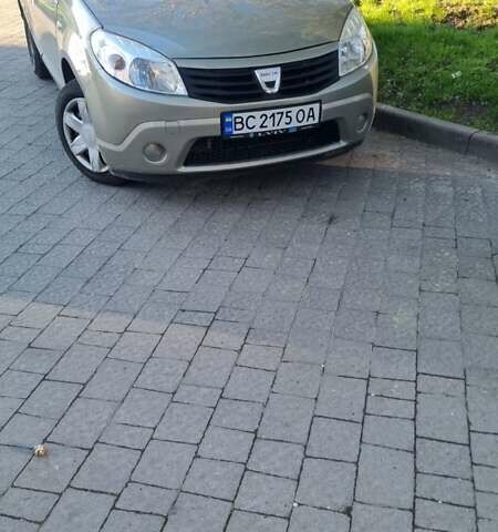 Серый Дачия Сандеро, объемом двигателя 1.4 л и пробегом 258 тыс. км за 4250 $, фото 1 на Automoto.ua