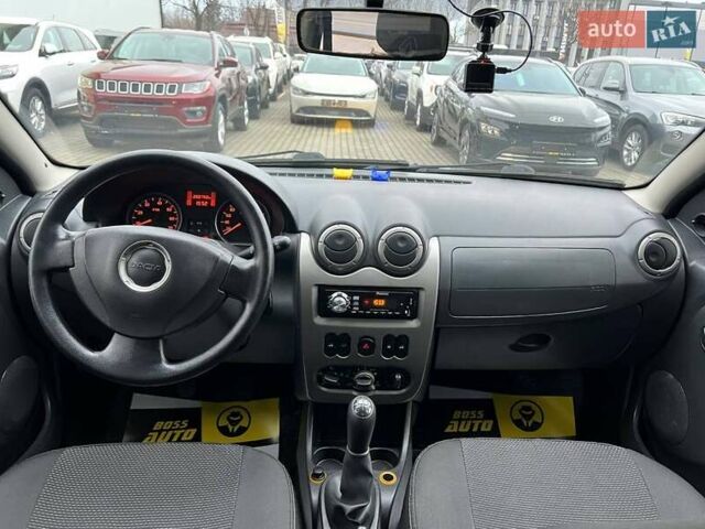 Сірий Дачія Sandero, об'ємом двигуна 1.6 л та пробігом 200 тис. км за 6700 $, фото 11 на Automoto.ua
