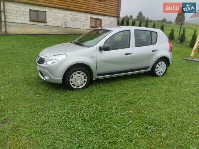 Серый Дачия Сандеро, объемом двигателя 1.15 л и пробегом 177 тыс. км за 4200 $, фото 3 на Automoto.ua