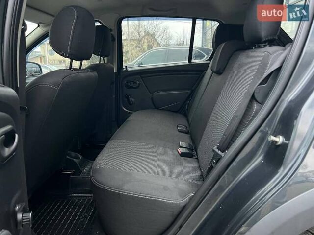 Сірий Дачія Sandero, об'ємом двигуна 1.6 л та пробігом 200 тис. км за 6700 $, фото 20 на Automoto.ua