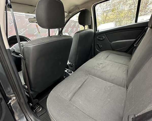 Серый Дачия Сандеро, объемом двигателя 1.6 л и пробегом 192 тыс. км за 6500 $, фото 13 на Automoto.ua