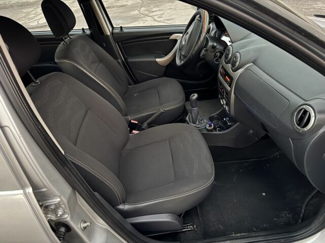 Серый Дачия Сандеро, объемом двигателя 1.6 л и пробегом 199 тыс. км за 6999 $, фото 14 на Automoto.ua