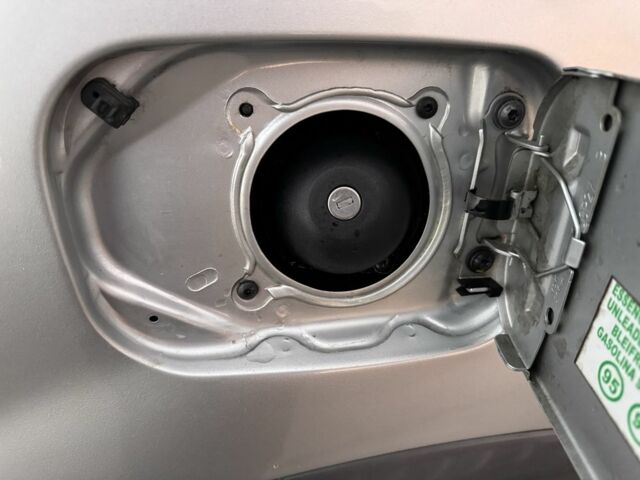 Серый Дачия Сандеро, объемом двигателя 1.6 л и пробегом 199 тыс. км за 6999 $, фото 15 на Automoto.ua