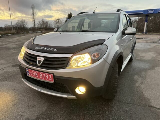 Серый Дачия Сандеро, объемом двигателя 1.6 л и пробегом 199 тыс. км за 6999 $, фото 21 на Automoto.ua