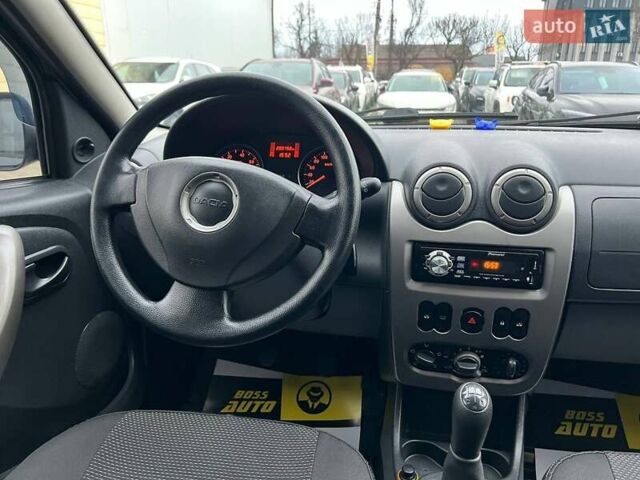 Сірий Дачія Sandero, об'ємом двигуна 1.6 л та пробігом 200 тис. км за 6700 $, фото 12 на Automoto.ua