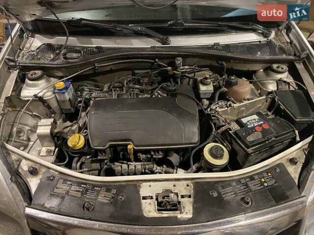 Сірий Дачія Sandero, об'ємом двигуна 1.15 л та пробігом 546 тис. км за 2999 $, фото 8 на Automoto.ua