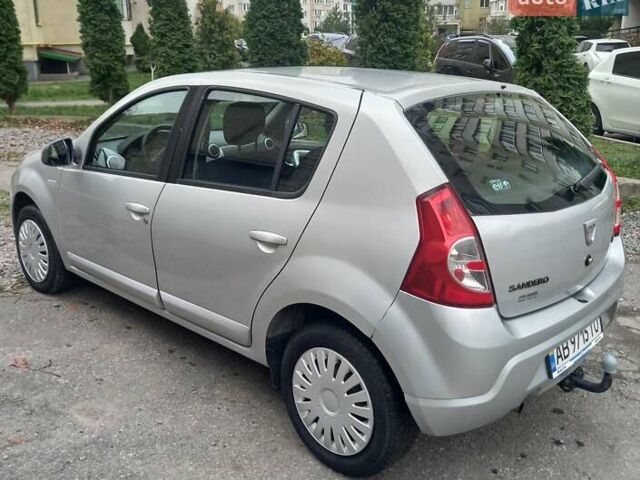 Серый Дачия Сандеро, объемом двигателя 1.5 л и пробегом 198 тыс. км за 5600 $, фото 1 на Automoto.ua