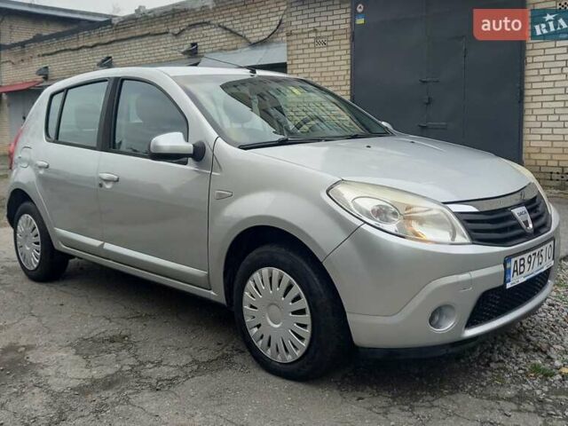 Серый Дачия Сандеро, объемом двигателя 1.5 л и пробегом 198 тыс. км за 5600 $, фото 6 на Automoto.ua