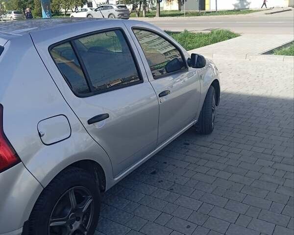 Сірий Дачія Sandero, об'ємом двигуна 1.2 л та пробігом 219 тис. км за 4100 $, фото 1 на Automoto.ua