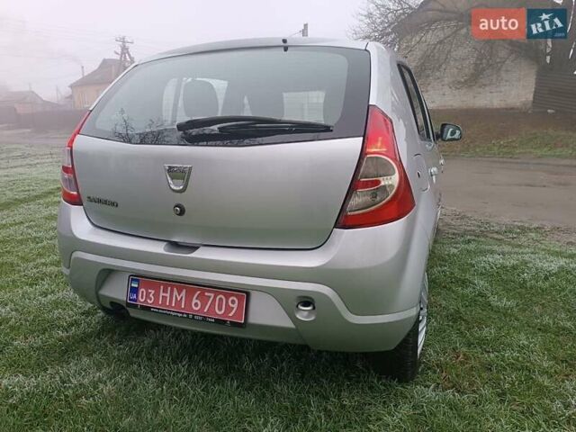 Серый Дачия Сандеро, объемом двигателя 1.2 л и пробегом 193 тыс. км за 5199 $, фото 5 на Automoto.ua