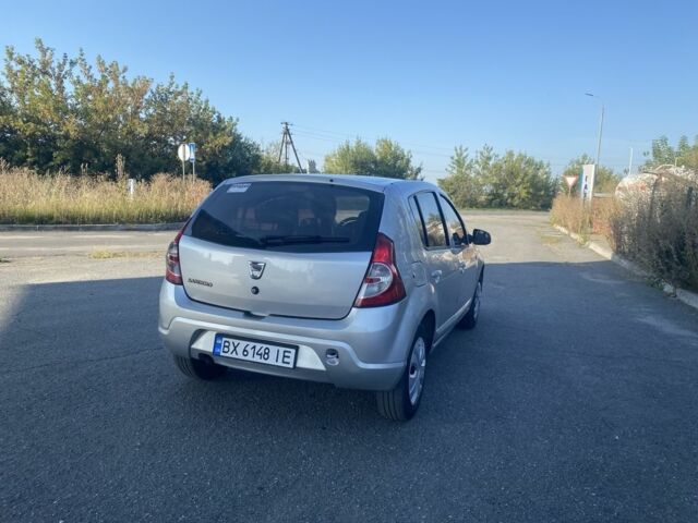 Серый Дачия Сандеро, объемом двигателя 1.1 л и пробегом 160 тыс. км за 4300 $, фото 4 на Automoto.ua