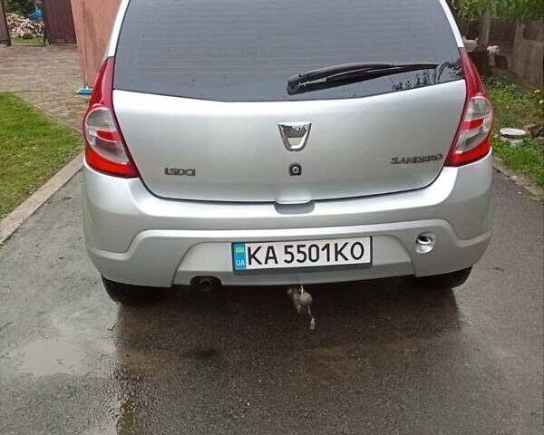Сірий Дачія Sandero, об'ємом двигуна 1.5 л та пробігом 235 тис. км за 4900 $, фото 6 на Automoto.ua