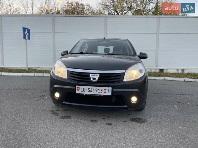 Дачія Sandero 2012 у Львові на Automoto.ua Сірий Дачія Sandero, об'ємом двигуна 1.6 л та пробігом 150 тис. км за 4900 $, фото 22 на Automoto.ua