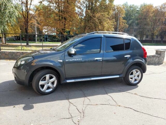 Серый Дачия Сандеро, объемом двигателя 1.6 л и пробегом 230 тыс. км за 6300 $, фото 3 на Automoto.ua