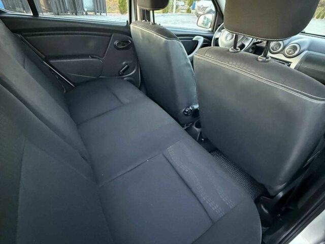Дачія Sandero 2012 у Вінниці на Automoto.ua Сірий Дачія Sandero, об'ємом двигуна 1.6 л та пробігом 240 тис. км за 6200 $, фото 7 на Automoto.ua