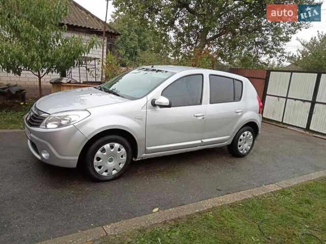 Сірий Дачія Sandero, об'ємом двигуна 1.5 л та пробігом 235 тис. км за 4900 $, фото 7 на Automoto.ua