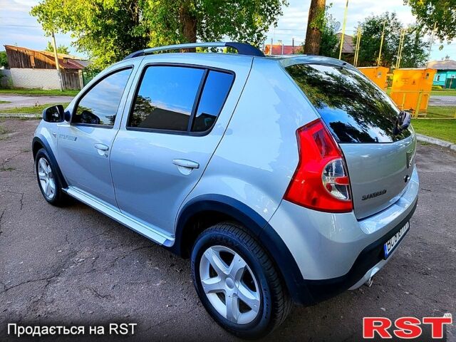 Серый Дачия Сандеро, объемом двигателя 1.5 л и пробегом 190 тыс. км за 6999 $, фото 3 на Automoto.ua