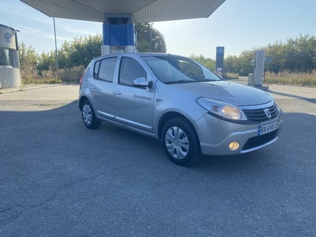 Серый Дачия Сандеро, объемом двигателя 1.1 л и пробегом 160 тыс. км за 4300 $, фото 1 на Automoto.ua