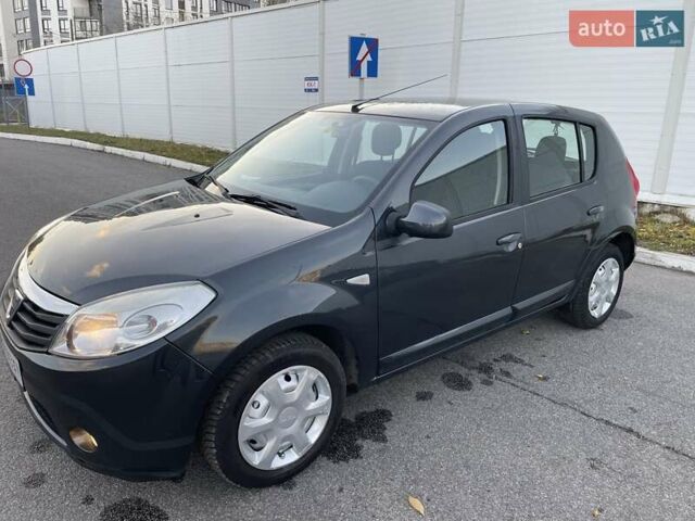 Дачія Sandero 2012 у Львові на Automoto.ua Сірий Дачія Sandero, об'ємом двигуна 1.6 л та пробігом 150 тис. км за 4900 $, фото 25 на Automoto.ua