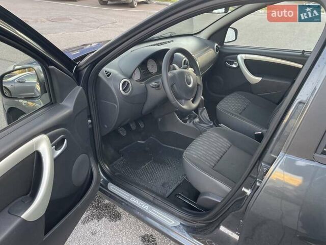 Дачія Sandero 2012 у Львові на Automoto.ua Сірий Дачія Sandero, об'ємом двигуна 1.6 л та пробігом 150 тис. км за 4900 $, фото 12 на Automoto.ua
