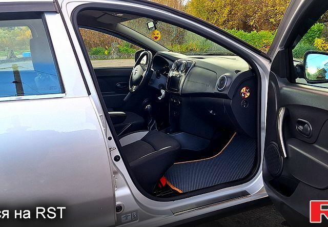 Сірий Дачія Sandero, об'ємом двигуна 1.5 л та пробігом 191 тис. км за 8500 $, фото 9 на Automoto.ua