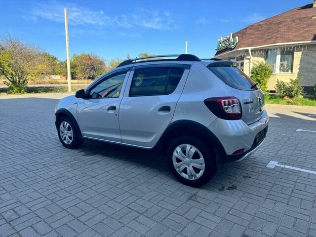 Сірий Дачія Sandero, об'ємом двигуна 1.5 л та пробігом 196 тис. км за 6800 $, фото 4 на Automoto.ua
