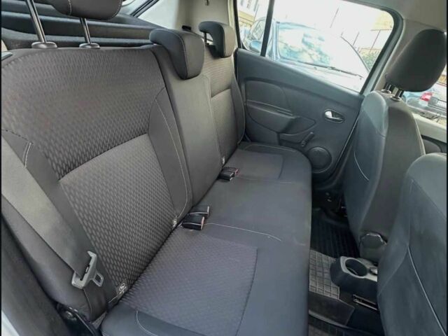 Серый Дачия Сандеро, объемом двигателя 1 л и пробегом 190 тыс. км за 5550 $, фото 11 на Automoto.ua